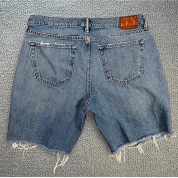 Abercrombie & Fitch Denim Shorts Womens 34W Distressed Medium Wash Blue Stretch - Picture 2 of 8